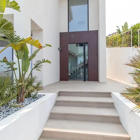 Barthelemy Ericeira Luxury בית נופש
