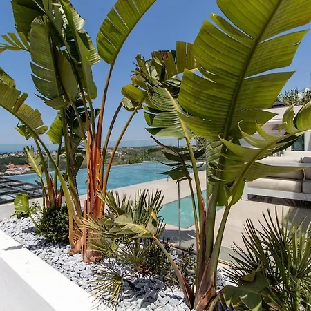 בית נופש Barthelemy Ericeira Luxury